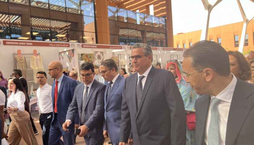 أخنوش يقود وفدًا وزاريًا لإطلاق المناظرة الوطنية للاقتصاد الاجتماعي والتضامني بابن جرير أخنوش يقود وفدًا وزاريًا لإطلاق المناظرة الوطنية للاقتصاد الاجتماعي والتضامني بابن جرير
